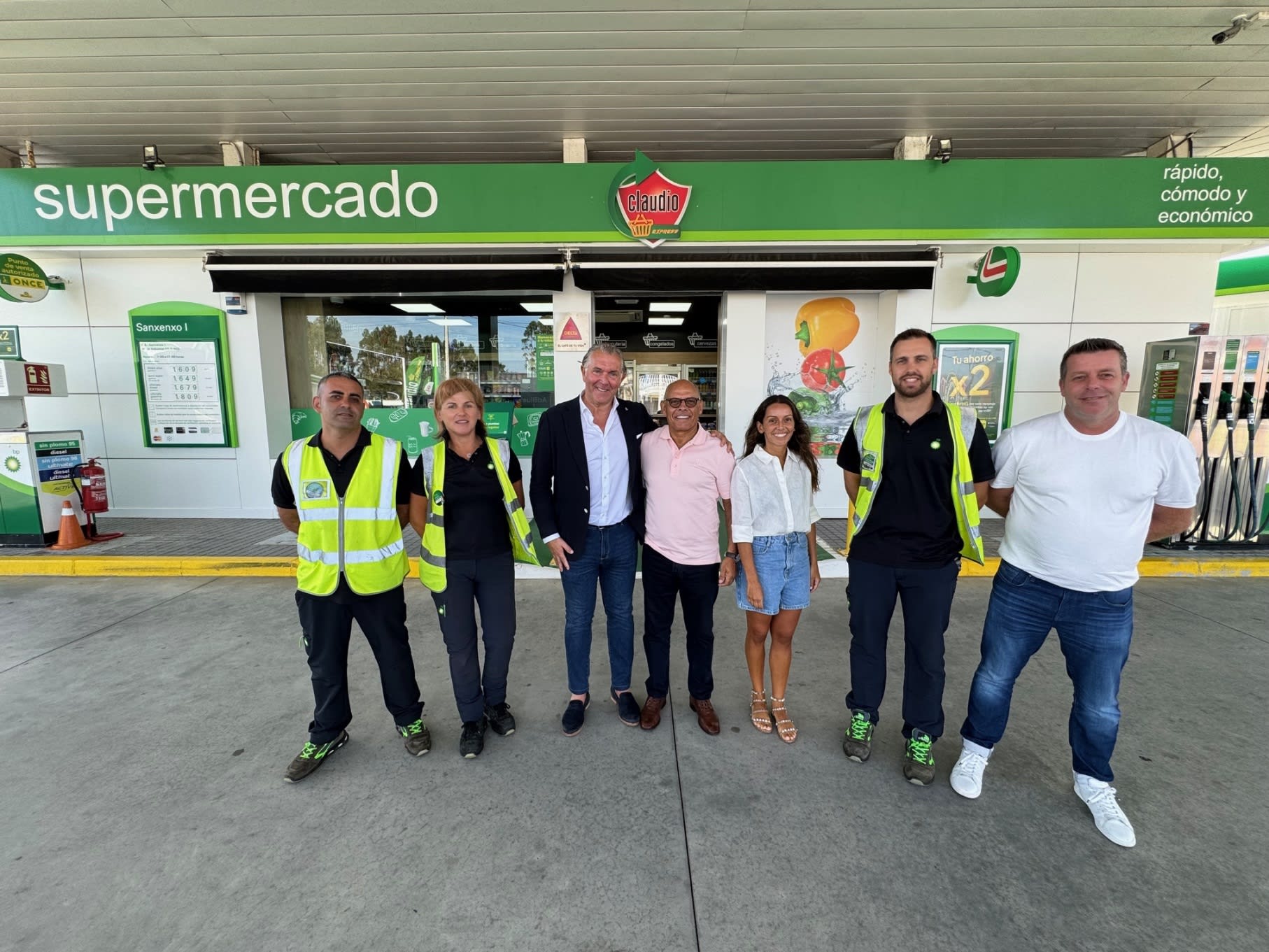 Imagen noticia DOBRE APERTURA DE CLAUDIO EXPRESS EN SANXENXO
